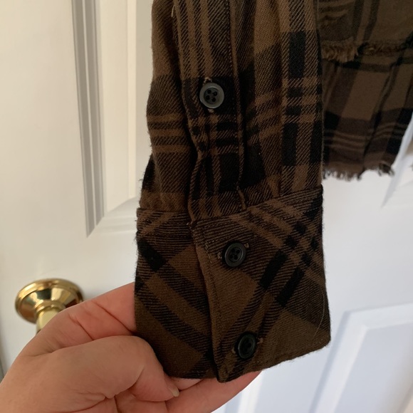Cloth & Stone Plaid Button Up Shirt - Picture 2 of 4